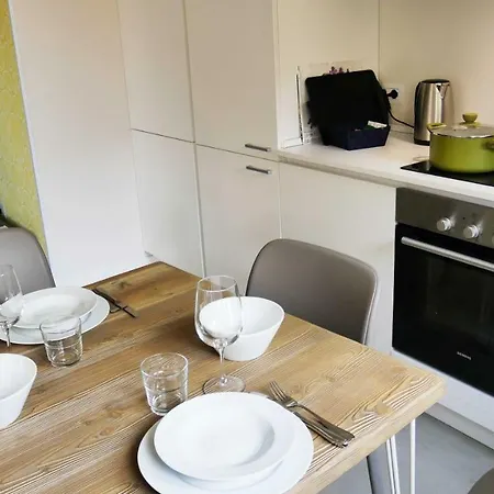 House 71 Apartment *